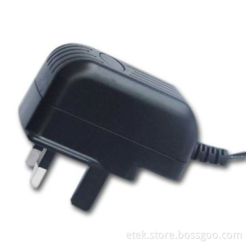 8W Switching Adapter with UK AC Plug